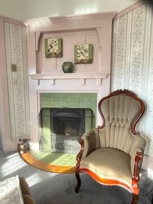 Parlor Suite In Heritage Manor, Fairfield, Near Dt فكتوريا المظهر الخارجي الصورة